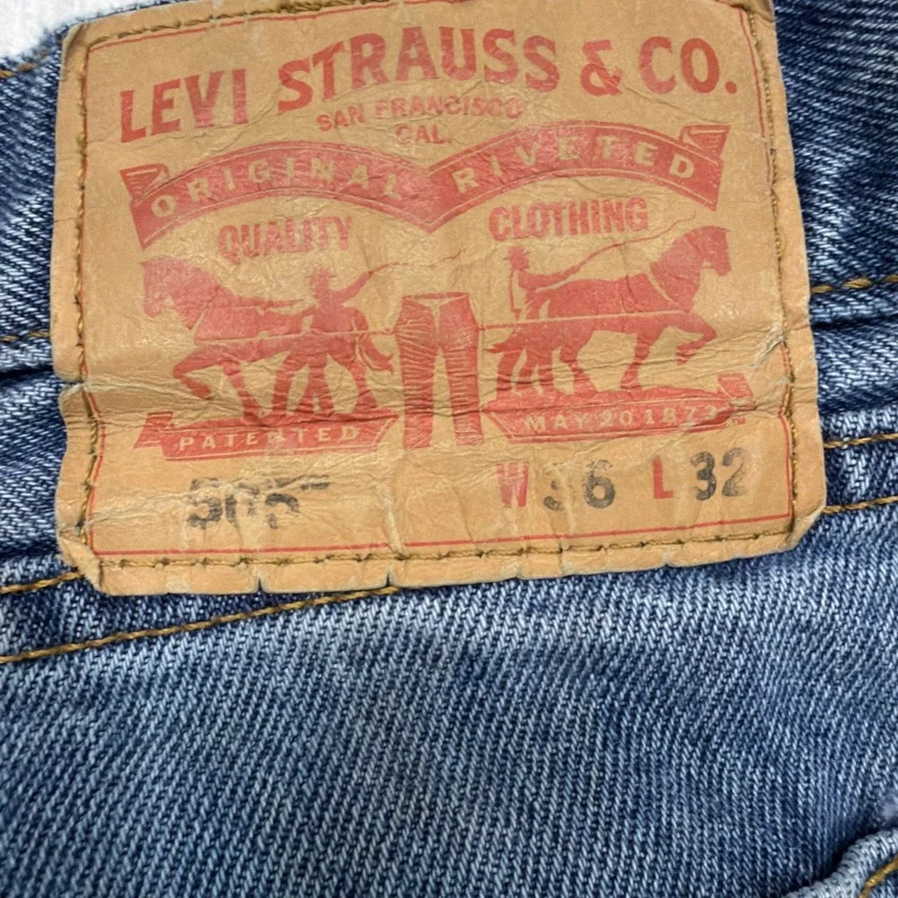 Levis 505 Jeans Men's 36x31 Blue Denim Regular‎ Straight Fit Medium Wash Red Tag